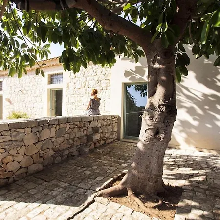 Villa Casa Friscanzana - Isulatravel